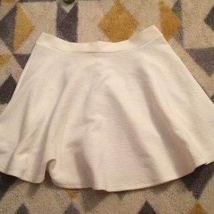 White circle skirt